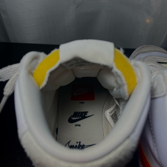 Nike Blazers “First Use” *Limited Edition* Womens - Picture 5 of 6